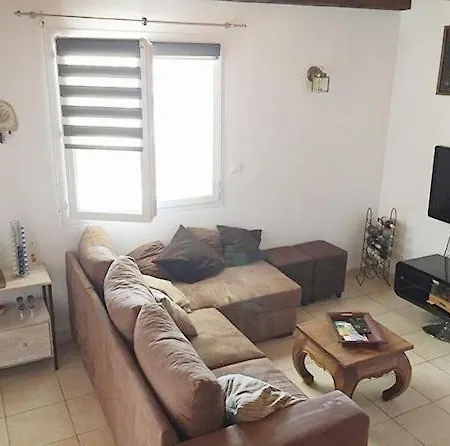 בית נופש Pavillon Au Bord De La *